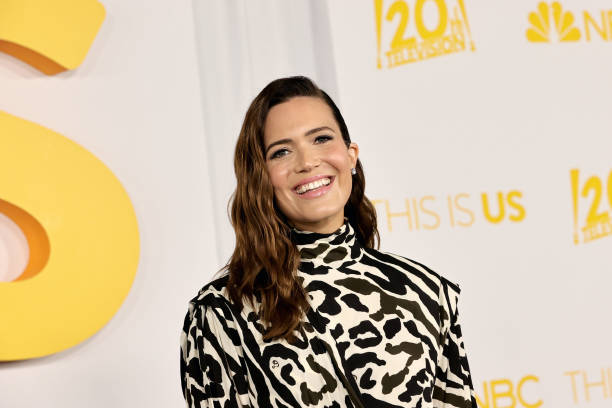 Mandy Moore biography